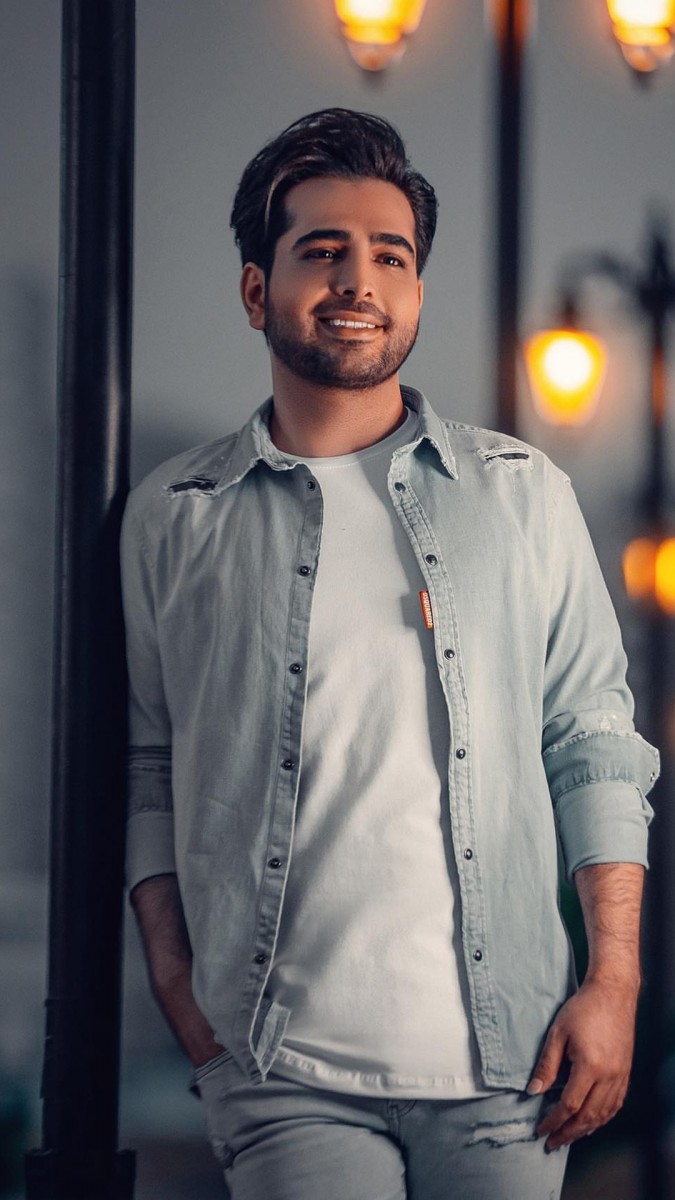 فرزاد فرخ-خواننده